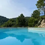 فيلة Maison Du Soleil